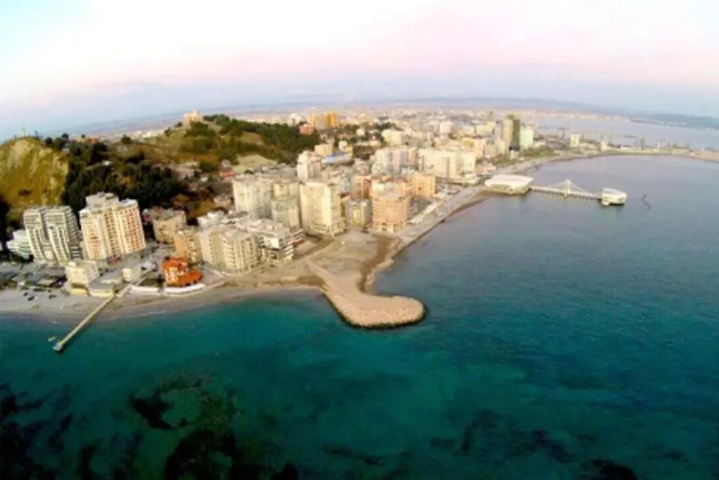 Golem Apartment Vela Beachfront Private Terrace 0*, Golem (Tirana)