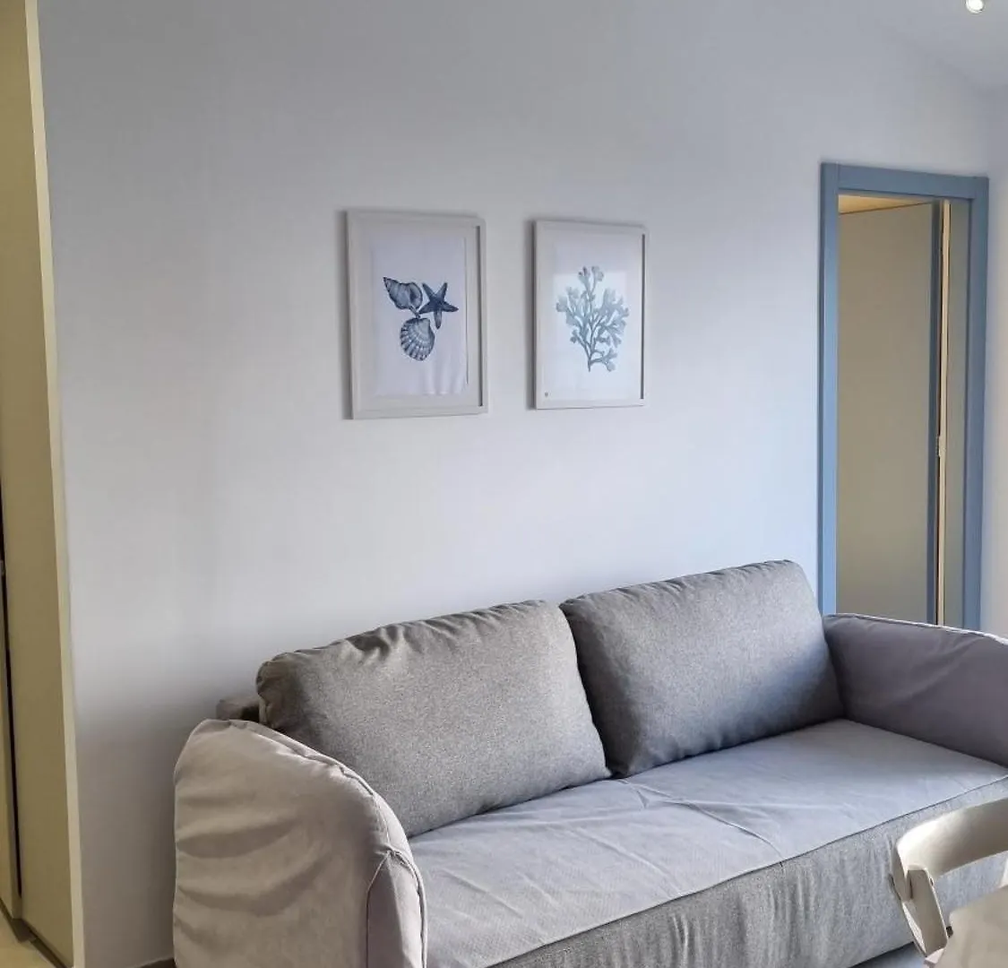 Golem Apartment Vela Beachfront Private Terrace  Golem (Tirana)